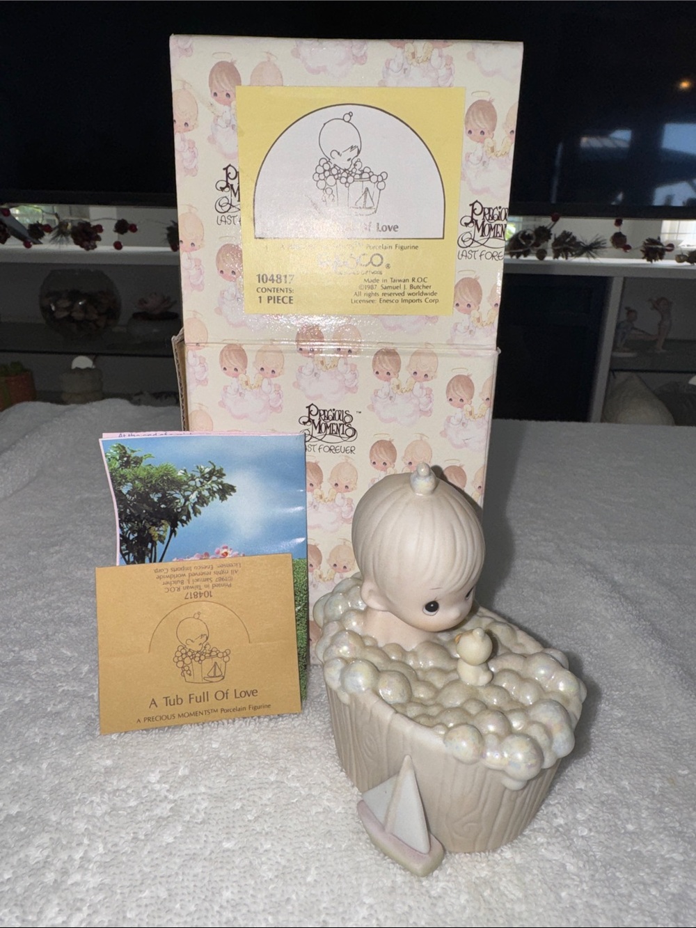Vintage 1987 Precious Moments "A Tub Full Of Love" Figurine #104817